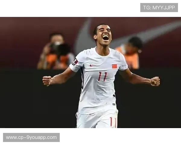 “法甲争冠形势渐明，豪门争锋不断”，法甲竞争激烈